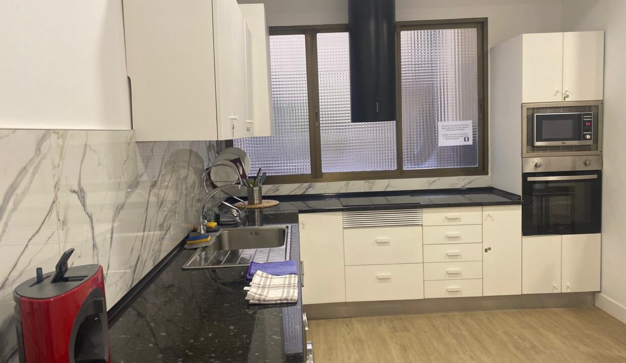 5ca6fe75-f1c5-4b1e-8ae1-e7264e802ac6